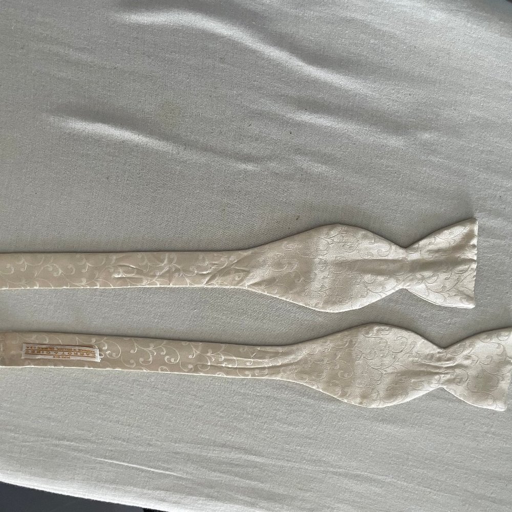 Men's Bow Tie